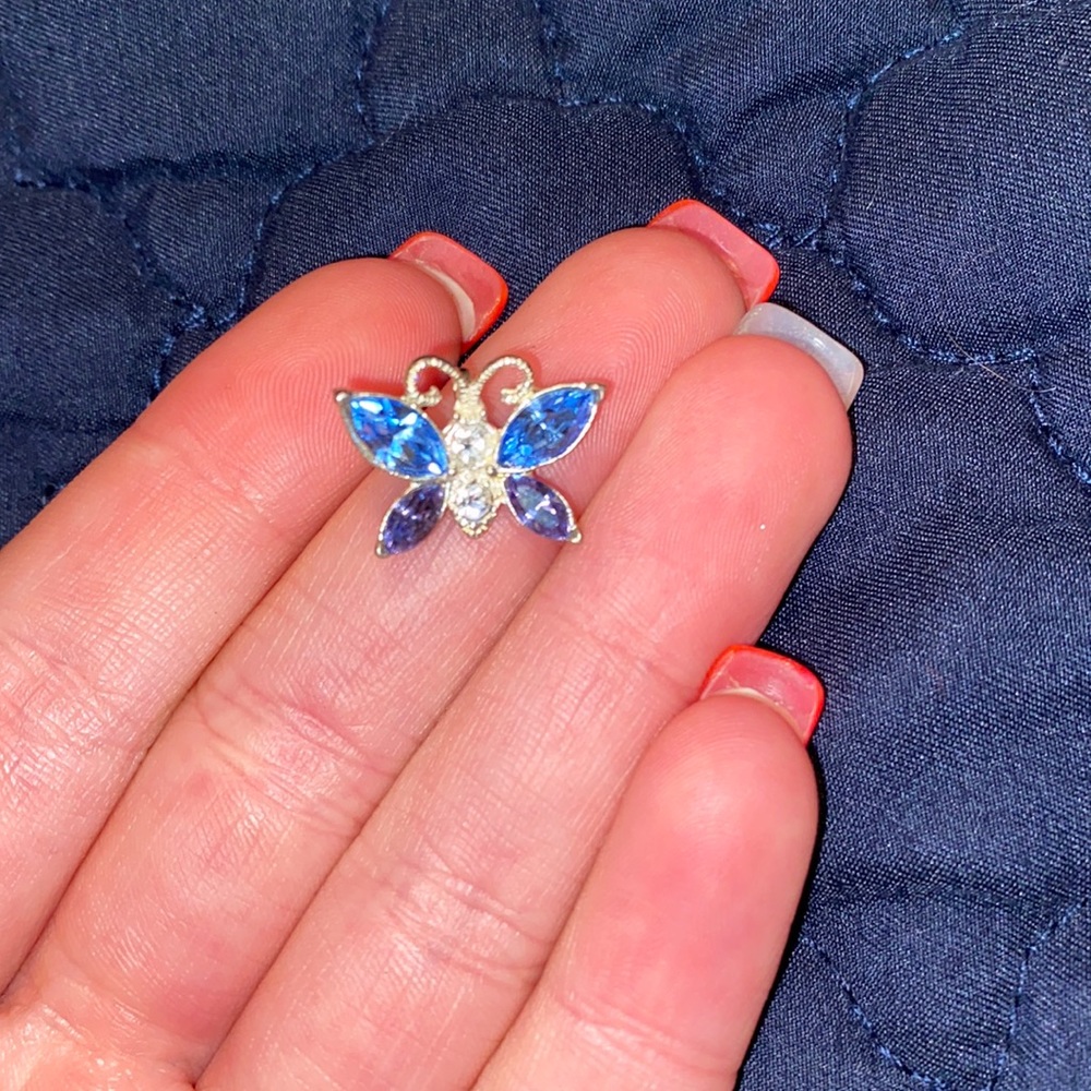 Three pendants for one price!⭐️